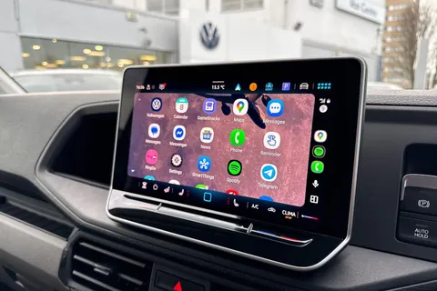 CX75HWO Volkswagen Crafter 2.0 TDI 177PS Commerce Plus High Roof Van Auto Thumbnail #31