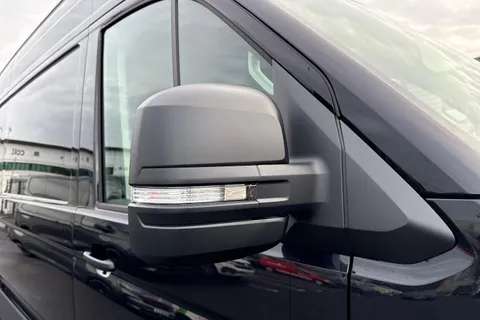 CX75HWO Volkswagen Crafter 2.0 TDI 177PS Commerce Plus High Roof Van Auto Thumbnail #59