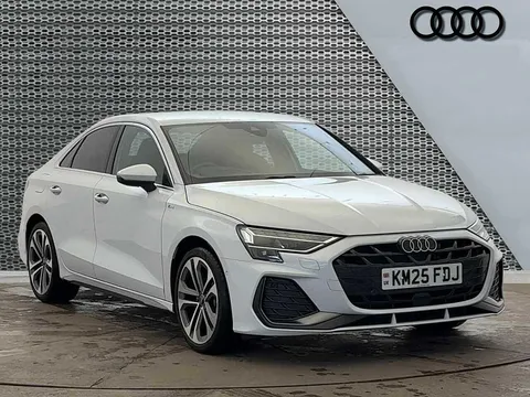 KM25FDJ Audi A3 S line 35 TFSI 150 PS S tronic Thumbnail #1