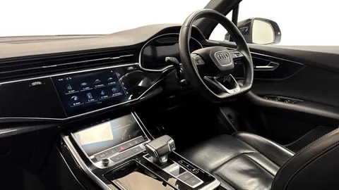 WN72RVX Audi Q7 Black Edition 55 TFSI quattro 340 PS tiptronic Thumbnail #4