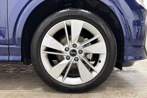 DK25XKD Audi Q2 S line 35 TFSI 150 PS S tronic Thumbnail #5