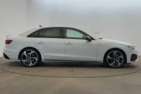 GK24CXM Audi A4 Black Edition 35 TFSI 150 PS S tronic Thumbnail #4