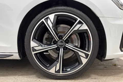 GK24CXM Audi A4 Black Edition 35 TFSI 150 PS S tronic Thumbnail #5