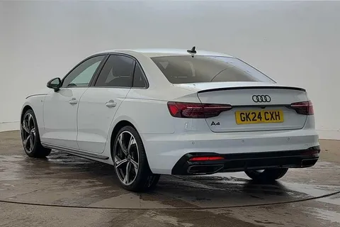 GK24CXH Audi A4 Black Edition 35 TFSI 150 PS S tronic Thumbnail #3