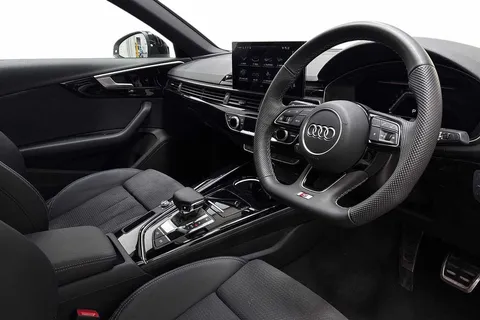 GK24CXH Audi A4 Black Edition 35 TFSI 150 PS S tronic Thumbnail #6