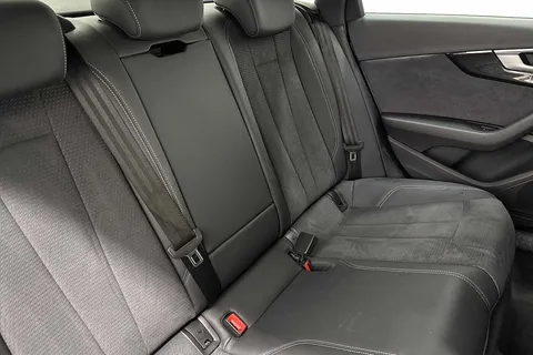 GK24CXH Audi A4 Black Edition 35 TFSI 150 PS S tronic Thumbnail #9