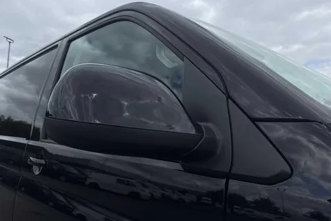 DG74CXR Volkswagen Transporter 2.0 TDI 110 Highline Van Thumbnail #25