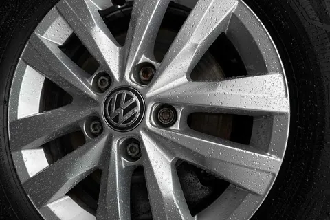 DG74CYT Volkswagen Transporter 2.0 TDI 110 Highline Van Thumbnail #25