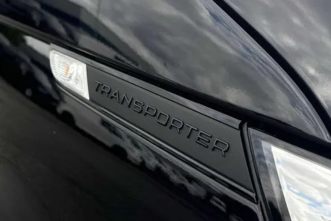 DG74CXR Volkswagen Transporter 2.0 TDI 110 Highline Van Thumbnail #29