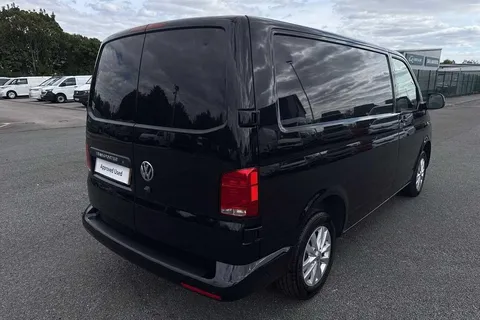 DG74CXR Volkswagen Transporter 2.0 TDI 110 Highline Van Thumbnail #30