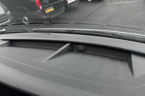 DG74CYT Volkswagen Transporter 2.0 TDI 110 Highline Van Thumbnail #45