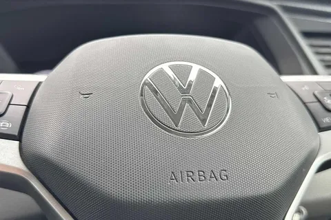 DG74CYT Volkswagen Transporter 2.0 TDI 110 Highline Van Thumbnail #48