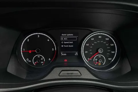 DG74CYT Volkswagen Transporter 2.0 TDI 110 Highline Van Thumbnail #51