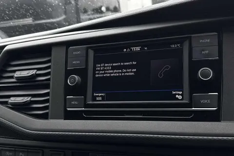 DG74CYT Volkswagen Transporter 2.0 TDI 110 Highline Van Thumbnail #54