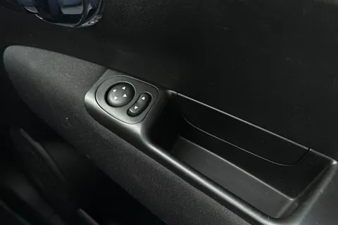 DX20JKO FIAT 500 1.0 Mild Hybrid Lounge 3dr Thumbnail #18