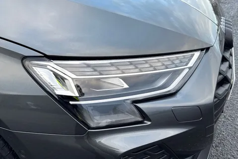 PJ25XKC Audi A3 Black Edition 35 TFSI 150 PS S tronic Thumbnail #8