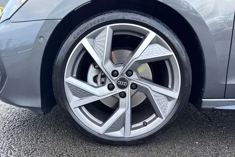 PJ25XKC Audi A3 Black Edition 35 TFSI 150 PS S tronic Thumbnail #12