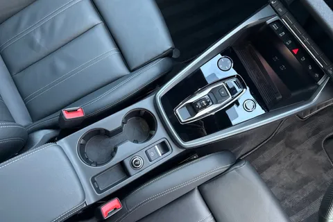 PJ25XKC Audi A3 Black Edition 35 TFSI 150 PS S tronic Thumbnail #22