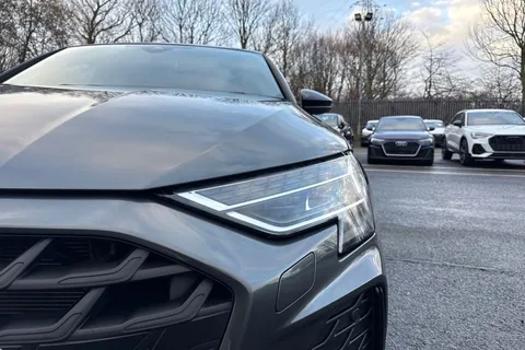 PJ25XKC Audi A3 Black Edition 35 TFSI 150 PS S tronic Thumbnail #25