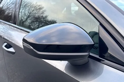 PJ25XKC Audi A3 Black Edition 35 TFSI 150 PS S tronic Thumbnail #30