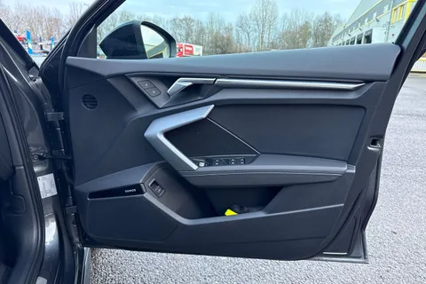 PJ25XKC Audi A3 Black Edition 35 TFSI 150 PS S tronic Thumbnail #44