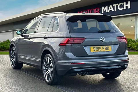 SR19FBO Volkswagen Tiguan 2.0 TDI R-Line Tech Euro 6 (s/s) 5dr Thumbnail #3
