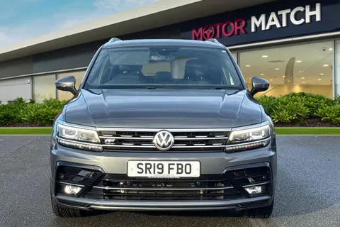 SR19FBO Volkswagen Tiguan 2.0 TDI R-Line Tech Euro 6 (s/s) 5dr Thumbnail #6