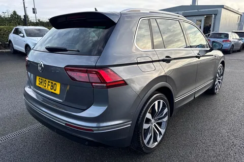 SR19FBO Volkswagen Tiguan 2.0 TDI R-Line Tech Euro 6 (s/s) 5dr Thumbnail #35