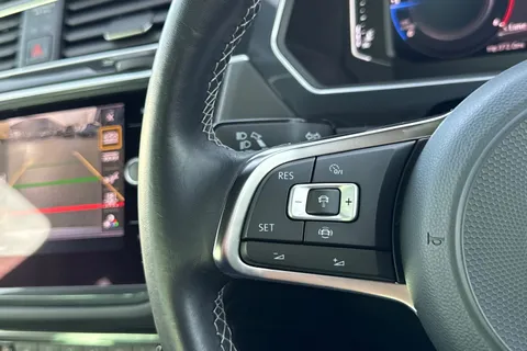 SR19FBO Volkswagen Tiguan 2.0 TDI R-Line Tech Euro 6 (s/s) 5dr Thumbnail #41