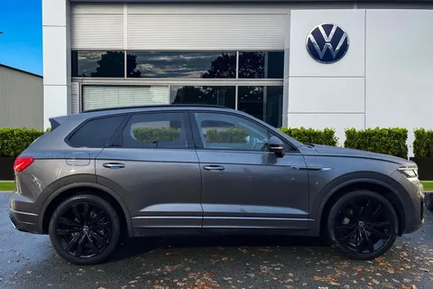 DF72ZHB Volkswagen Touareg 3.0 V6 TDI 4Motion Black Edition 5dr Tip Auto | Area View Camera | Heated S Thumbnail #3