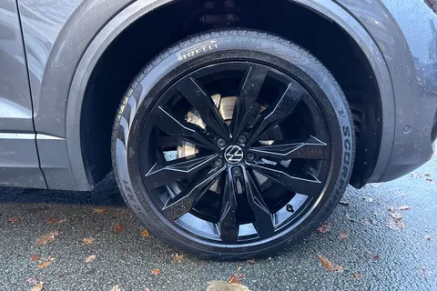 DF72ZHB Volkswagen Touareg 3.0 V6 TDI 4Motion Black Edition 5dr Tip Auto | Area View Camera | Heated S Thumbnail #9