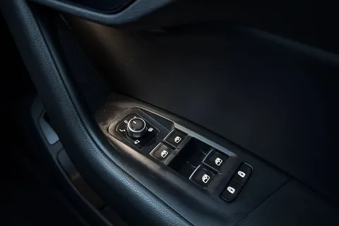 DF72ZHB Volkswagen Touareg 3.0 V6 TDI 4Motion Black Edition 5dr Tip Auto | Area View Camera | Heated S Thumbnail #24