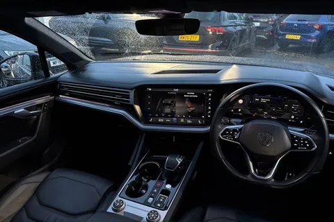 DF72ZHB Volkswagen Touareg 3.0 V6 TDI 4Motion Black Edition 5dr Tip Auto | Area View Camera | Heated S Thumbnail #43