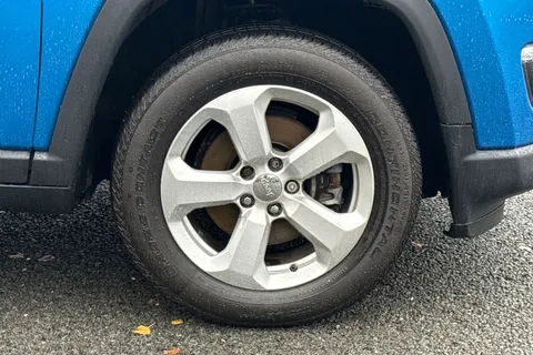 YN68LVK Jeep Compass 1.4T MultiAirII Longitude Euro 6 (s/s) 5dr Thumbnail #10