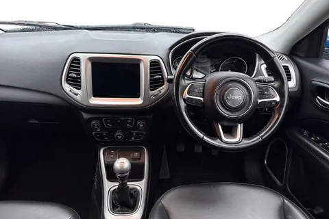 YN68LVK Jeep Compass 1.4T MultiAirII Longitude Euro 6 (s/s) 5dr Thumbnail #18