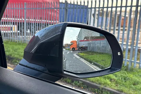 BV23VCL Audi Q5 40 TDI Quattro S Line 5dr S Tronic Thumbnail #20