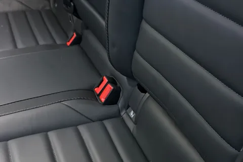 MJ75AUR Volkswagen Golf 2.0 TSI 333 R Black Edition 4Motion 5dr DSG **LEATHER, R PERFORMANCE, DCC + Thumbnail #31