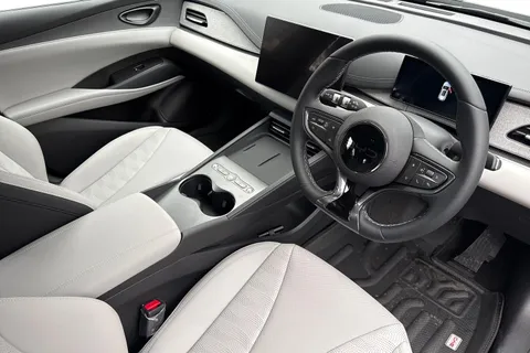  BYD Seal 6 1.5 DM-i 10kWh Boost CVT Auto Euro 6 (s/s) 5dr Thumbnail #7