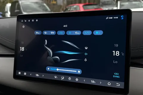  BYD Seal 6 1.5 DM-i 10kWh Boost CVT Auto Euro 6 (s/s) 5dr Thumbnail #18