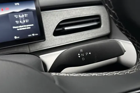  BYD Seal 6 1.5 DM-i 10kWh Boost CVT Auto Euro 6 (s/s) 5dr Thumbnail #19