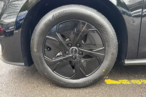  BYD Seal 6 1.5 DM-i 10kWh Boost CVT Auto Euro 6 (s/s) 5dr Thumbnail #23