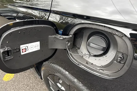  BYD Seal 6 1.5 DM-i 10kWh Boost CVT Auto Euro 6 (s/s) 5dr Thumbnail #29