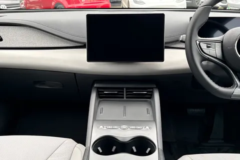  BYD Seal 6 1.5 DM-i 10kWh Boost CVT Auto Euro 6 (s/s) 5dr Thumbnail #33