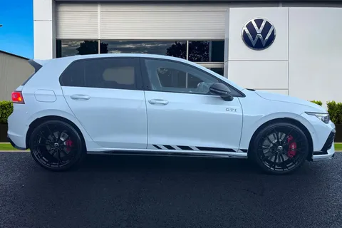 MJ75CFF Volkswagen Golf 2.0 TSI 300 GTI Clubsport **GTI PERFORMANCE PACK + 19' WARMENAU + BLACK PAC Thumbnail #4