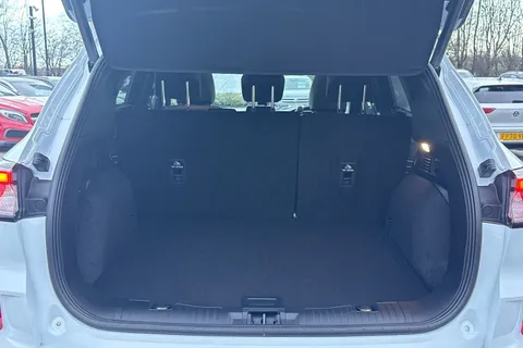 MC23ZDM Ford Kuga 2.5h Duratec ST-Line X Edition CVT Euro 6 (s/s) 5dr Thumbnail #6