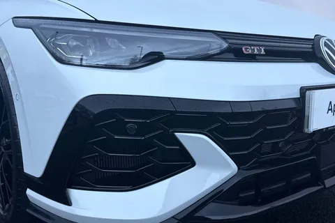 MJ75CFF Volkswagen Golf 2.0 TSI 300 GTI Clubsport **GTI PERFORMANCE PACK + 19' WARMENAU + BLACK PAC Thumbnail #9