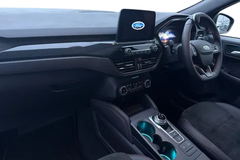 MC23ZDM Ford Kuga 2.5h Duratec ST-Line X Edition CVT Euro 6 (s/s) 5dr Thumbnail #14