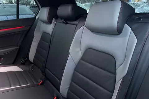 MJ75CFF Volkswagen Golf 2.0 TSI 300 GTI Clubsport **GTI PERFORMANCE PACK + 19' WARMENAU + BLACK PAC Thumbnail #19