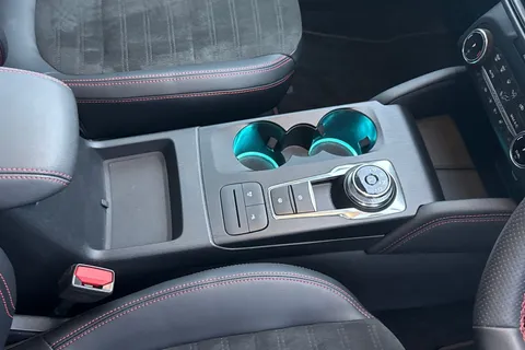 MC23ZDM Ford Kuga 2.5h Duratec ST-Line X Edition CVT Euro 6 (s/s) 5dr Thumbnail #22