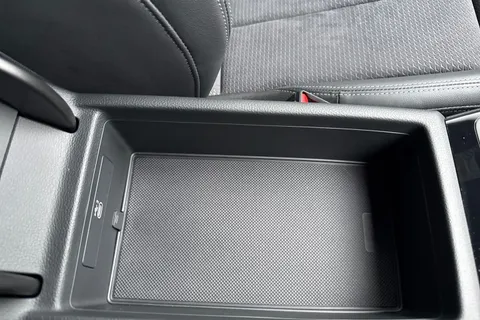 DA72EOM Audi A5 Black Edition 40 TFSI 204 PS S tronic Thumbnail #52